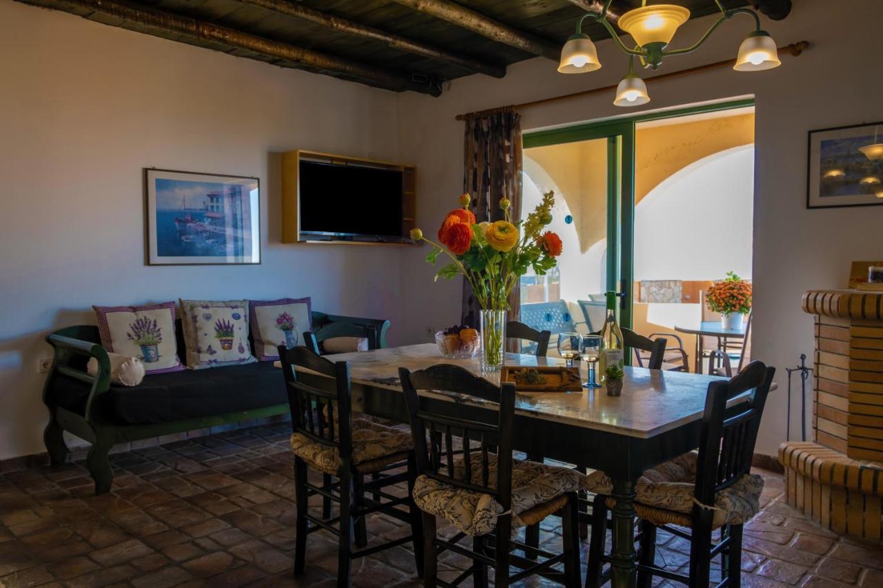Villa Jokasta & Erato خانيا الغرفة الصورة